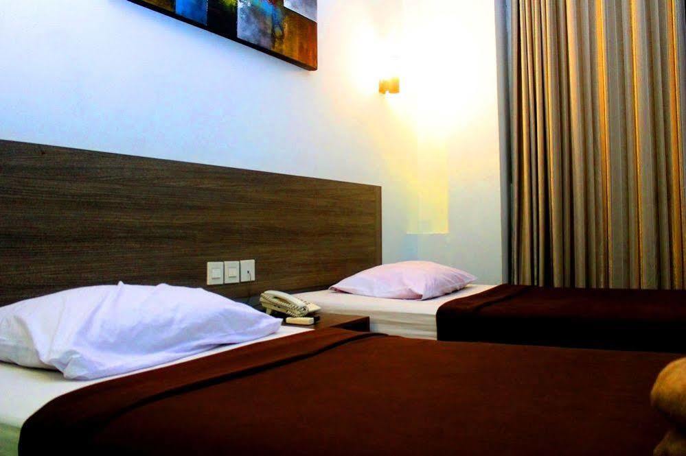 Xtra Hotel Bengkulu Luaran gambar