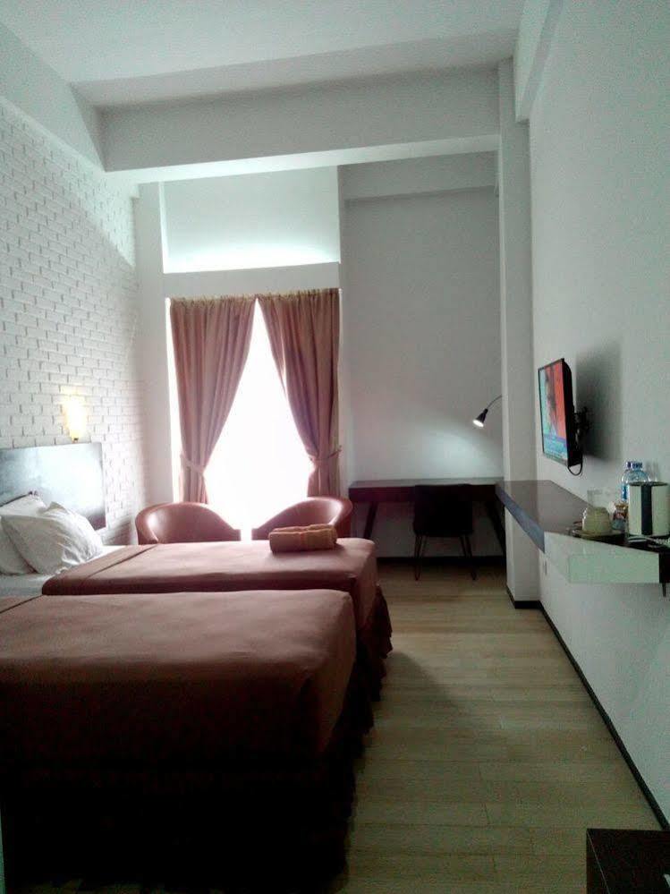 Xtra Hotel Bengkulu Luaran gambar